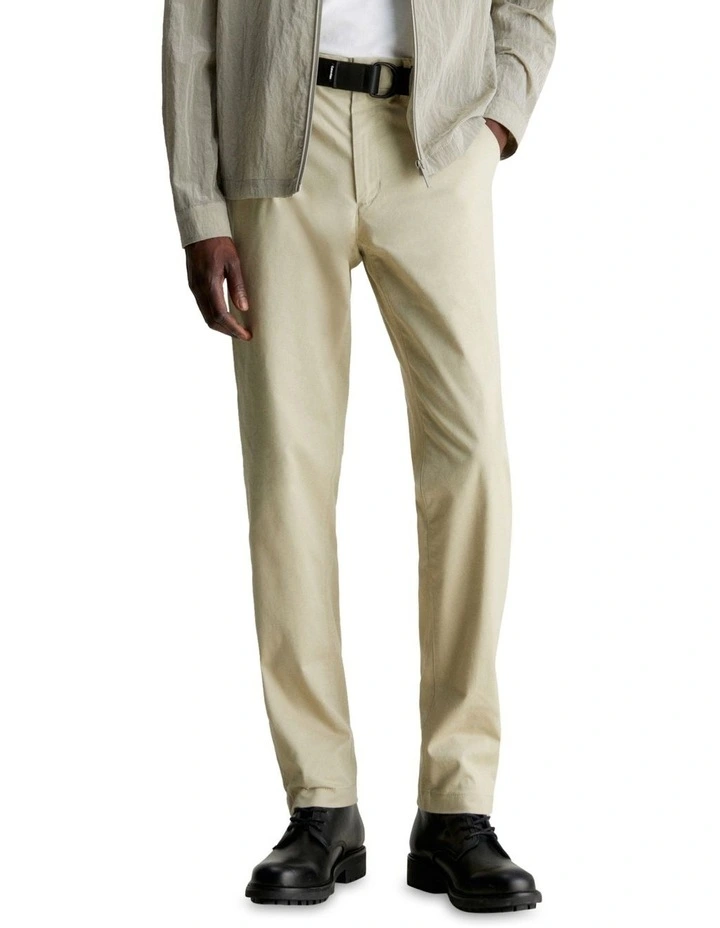 Modern Twill Slim Chino Pant in Cream