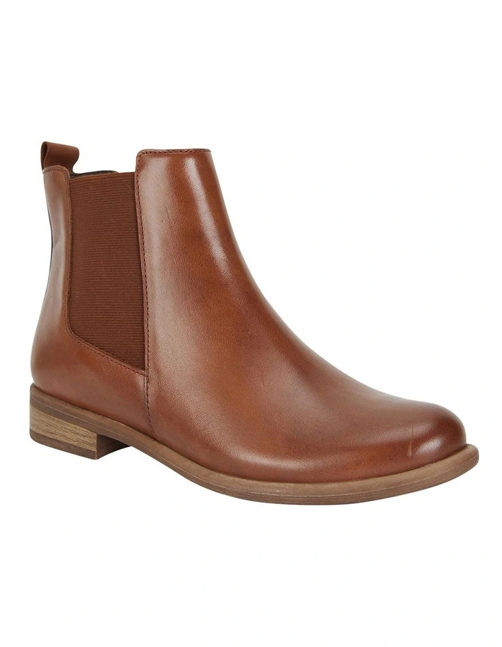 Bogart Mid Brown Glove Boots