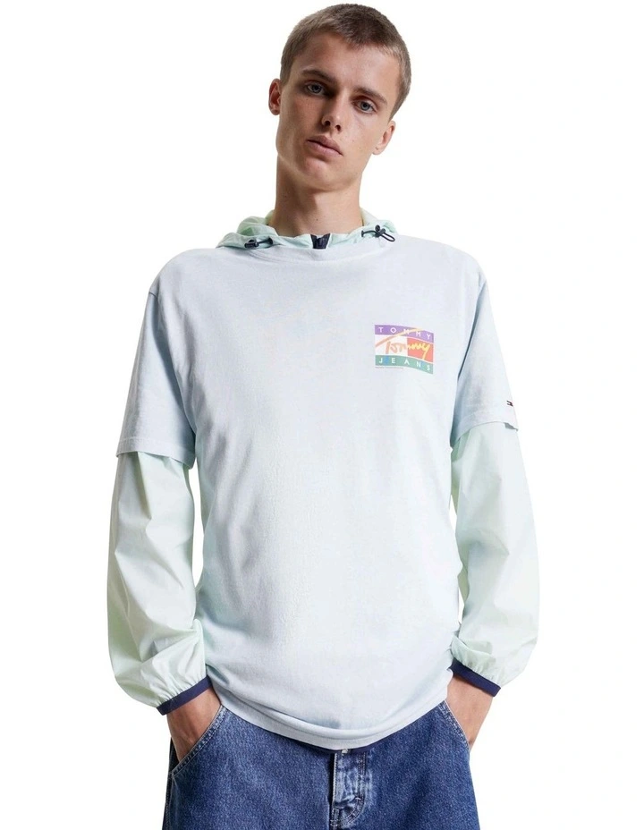 Signature Pop Flag Tee in Shimmering Blue