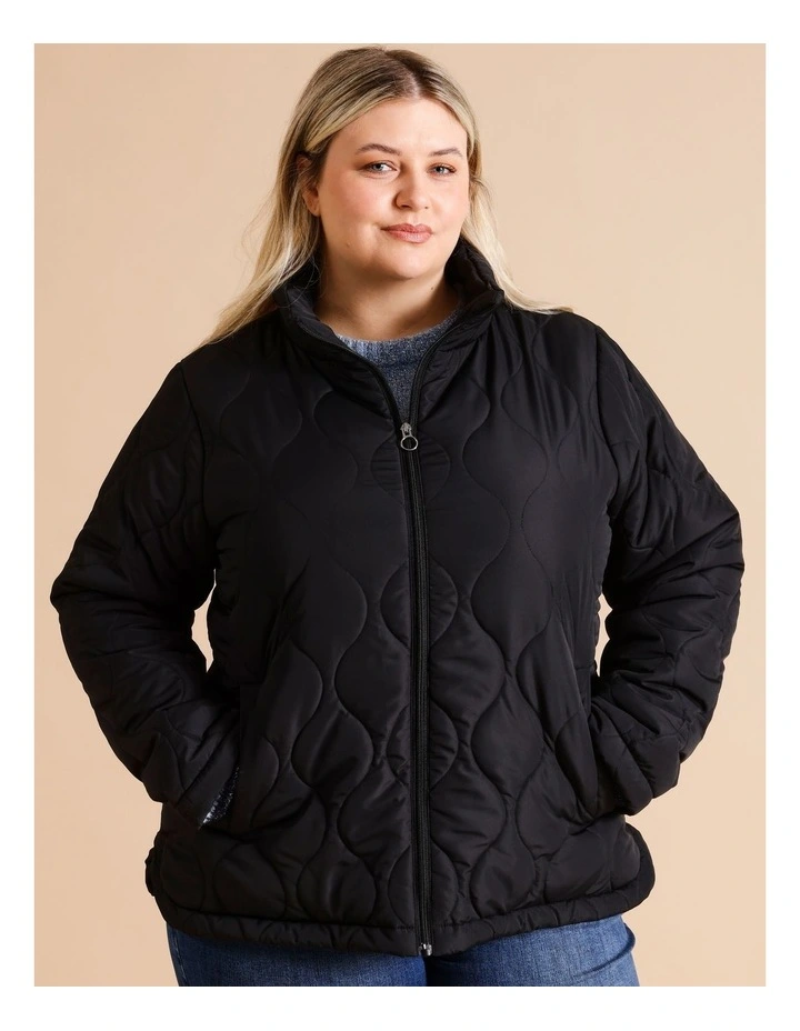 Recycled Polyester Short Quilted Jacket With Packaway Hood In Black