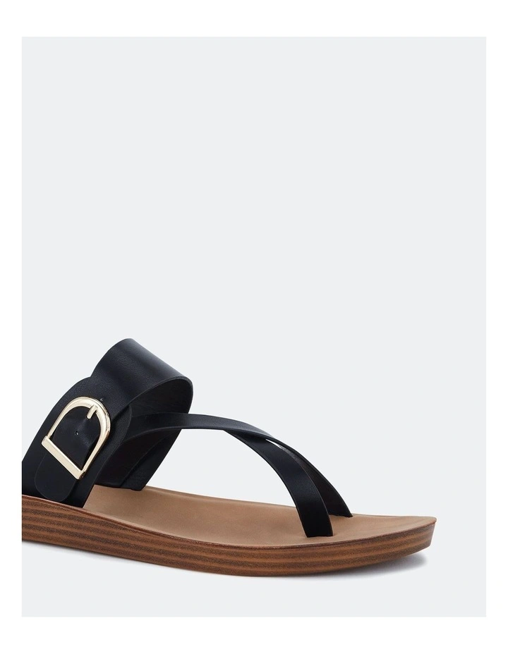 Samu Sandals in Black