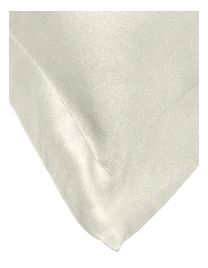 Lanham Silk Tailored Pillowcase in Sand