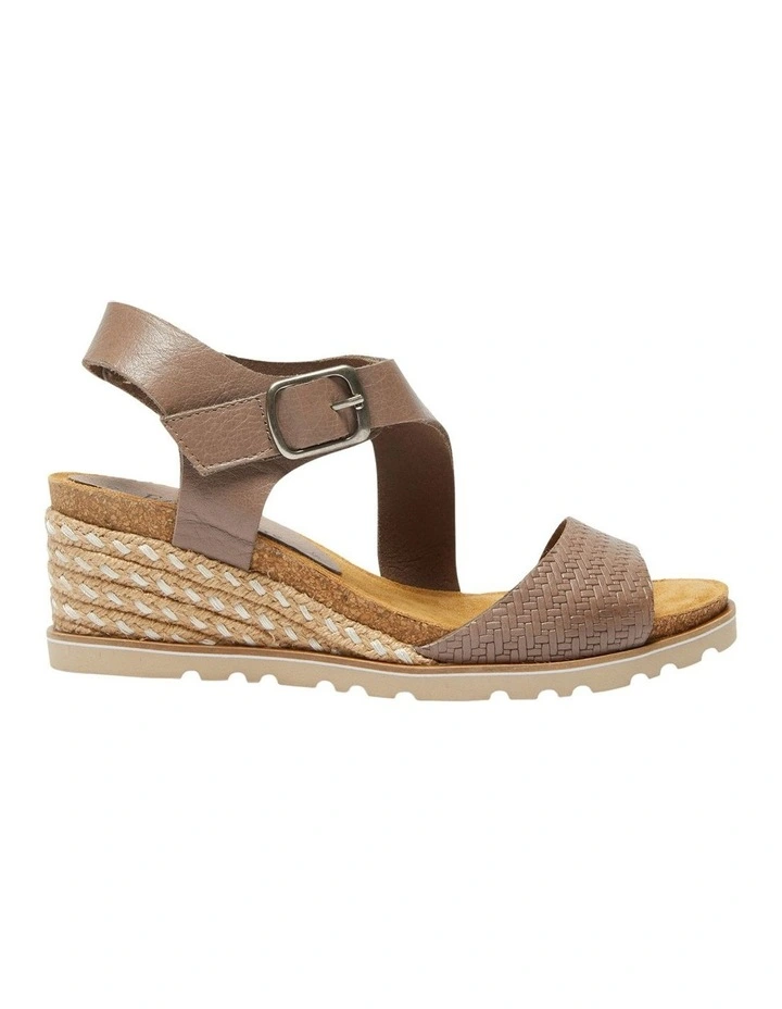 Theo Sandals in Taupe Leather