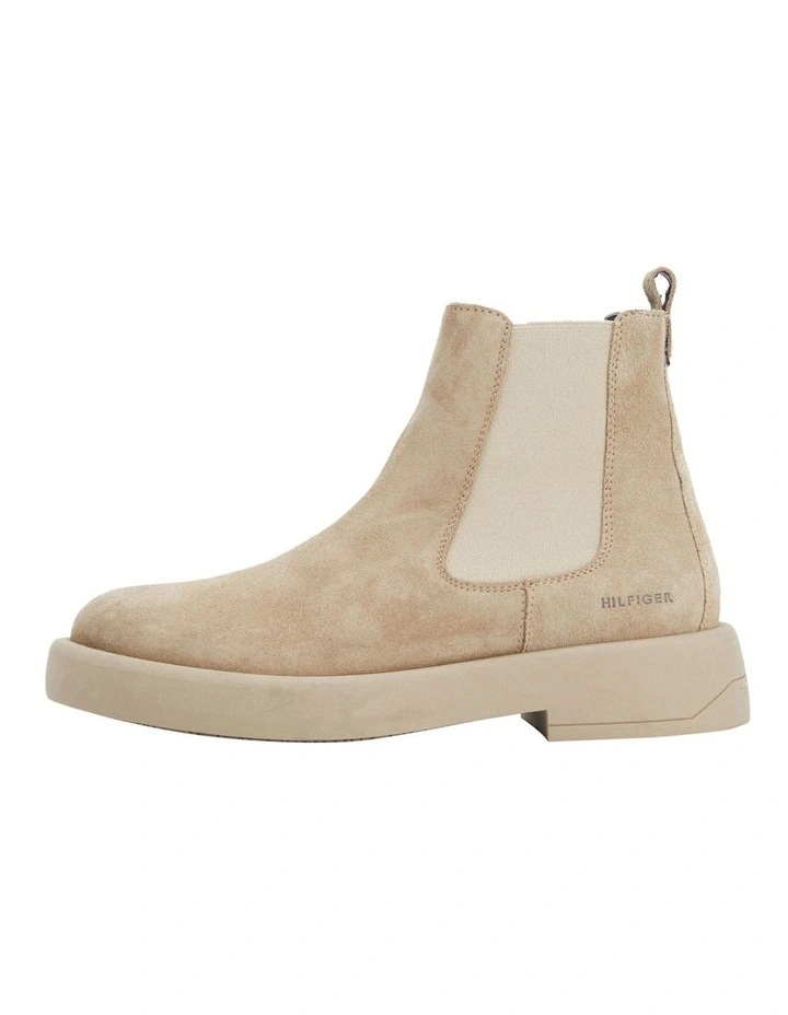Fashion Hilfiger Suede Chelsea Boot in Rustic Ranch