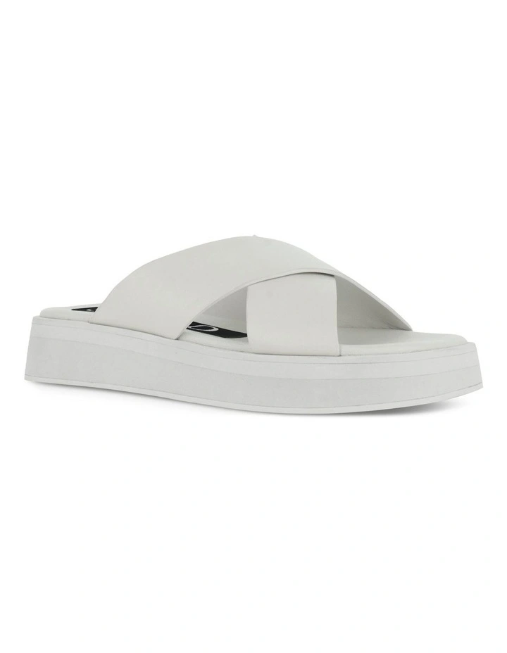 Pippi II Flat Sandals in White