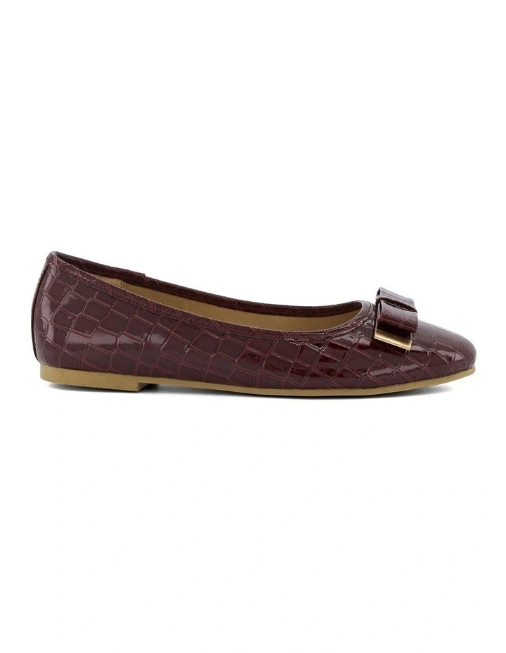 Hannah Ballet Flat in Burgundy