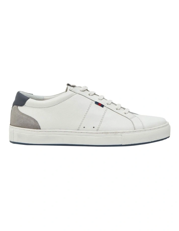Matteo Leather Sneaker in White