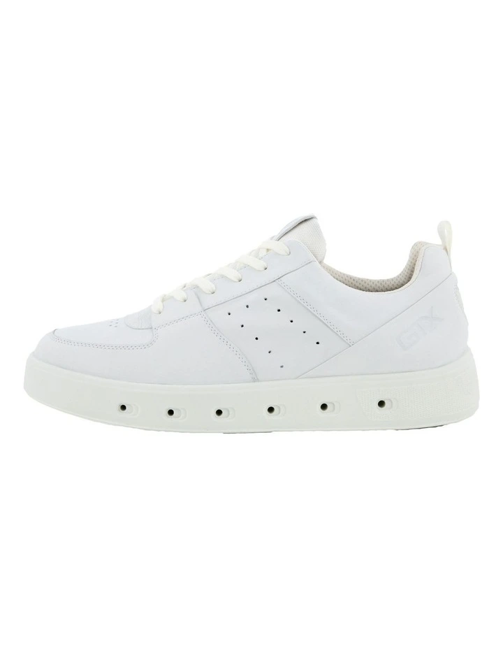Street 720 Sneaker in White