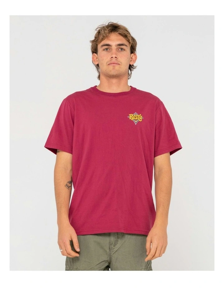 Twisted Diamond Short Sleeve Tee in Red