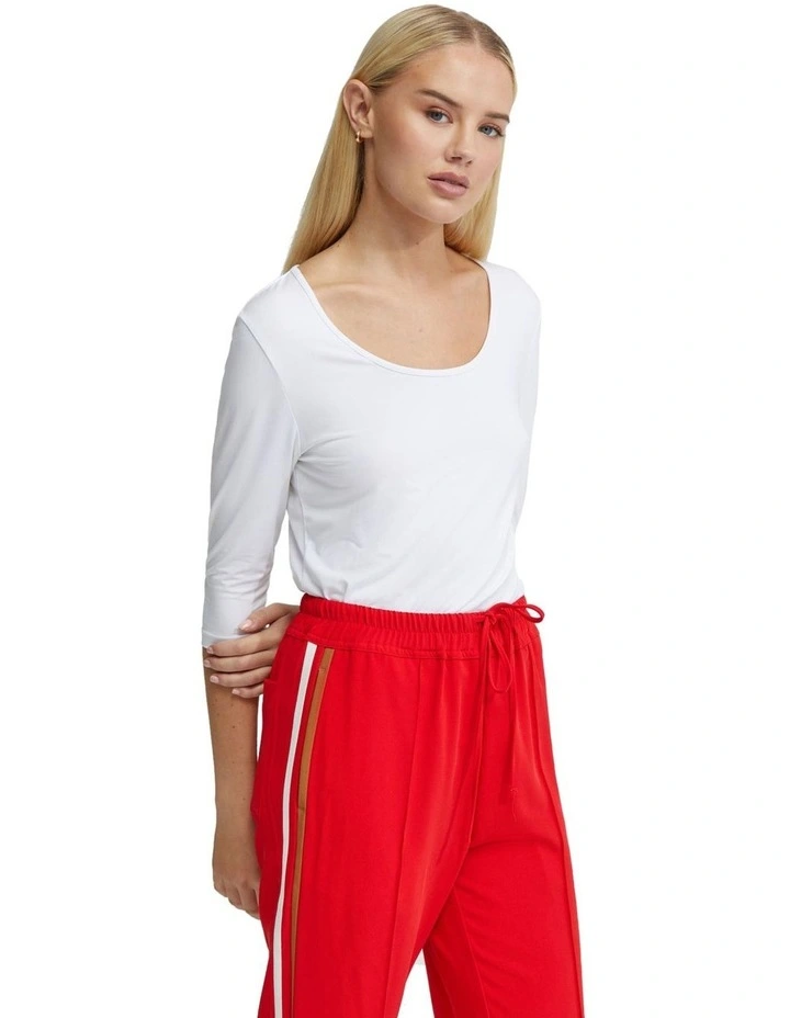 Delilah Scoop Neck Long Sleeve T-shirt in White