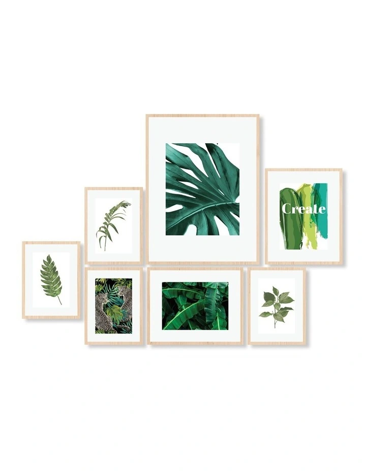 Instant Gallery Wall 7 Piece Frame Set in Oak
