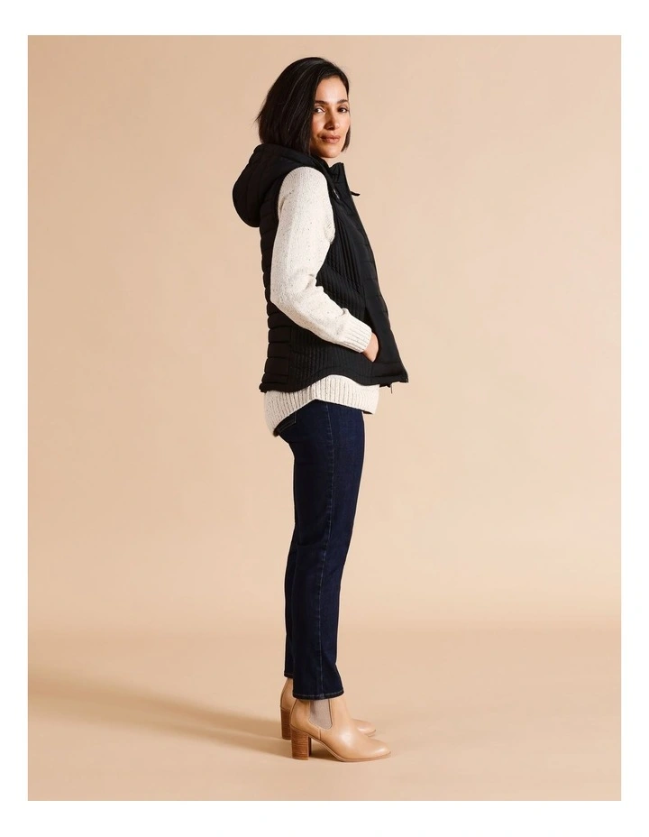 Recycled Polyester Straight Quilted Vest With Removable Hood In Black
