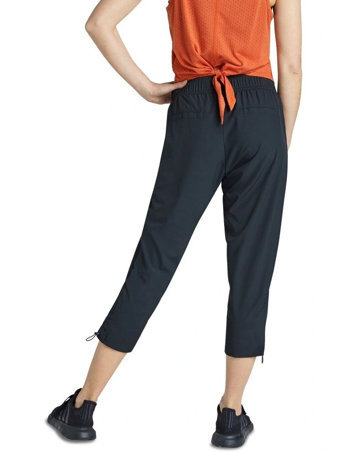 3/4 Rouched Pant in Black
