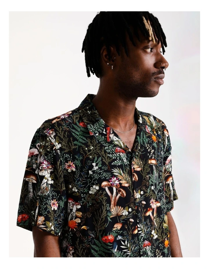 Magic Garden Print Short Sleeve Rayon Shirt in Black