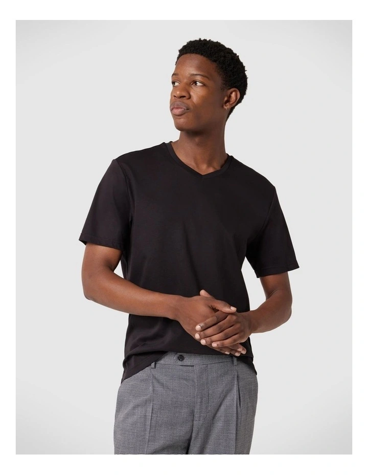 Slim V-neck Travel Tee in Black