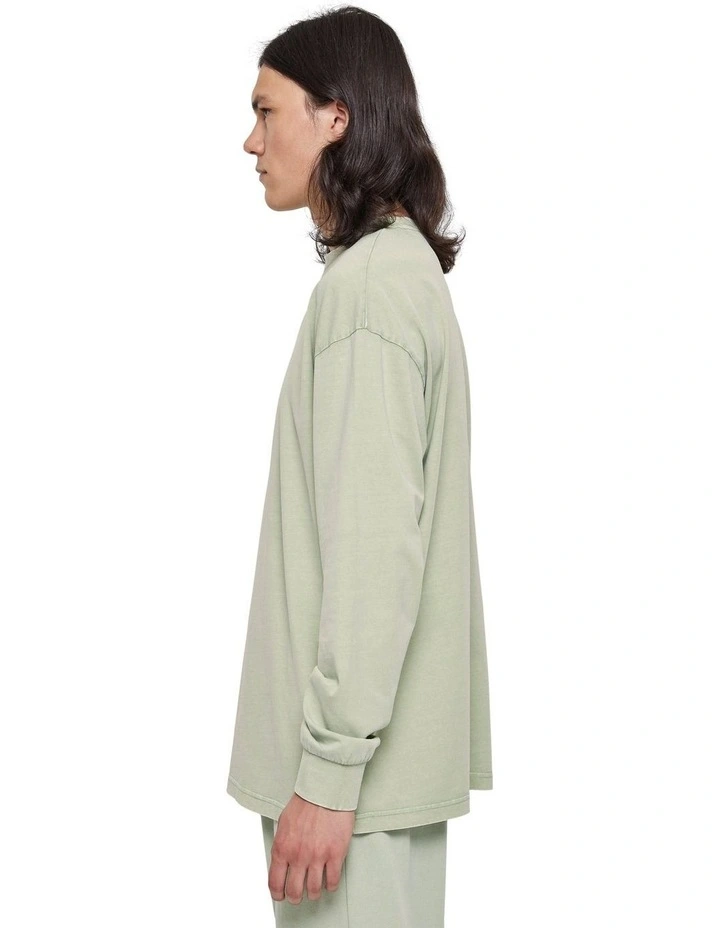 Heavy Boxy Acid Wash Long Sleeve in Vintage Green