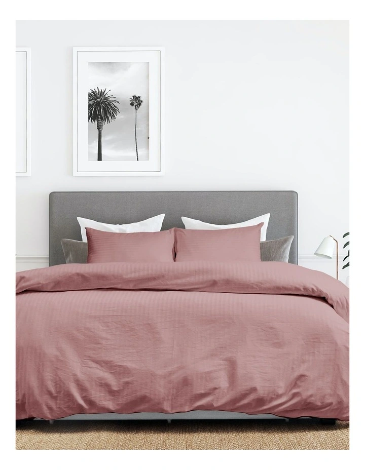 Cotton Queen Quilt Cover Set in Rose