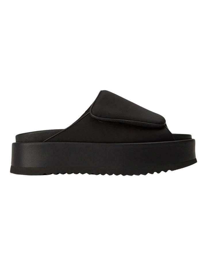 Roxana Sandals in Black