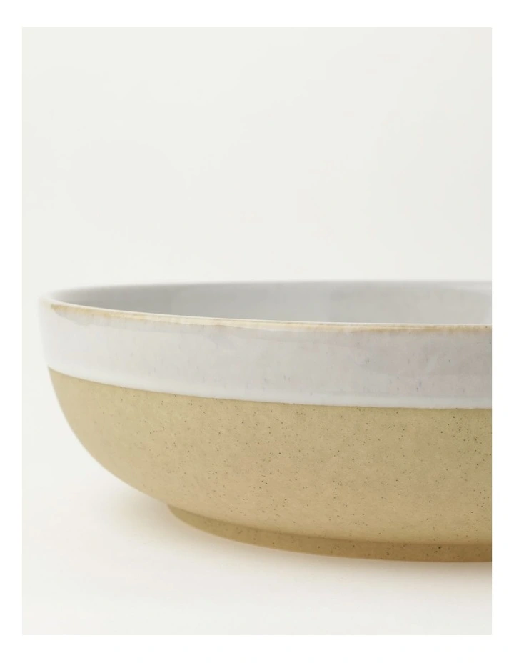 Esperance Wiped Edge Shallow Bowl Large in White/Sand