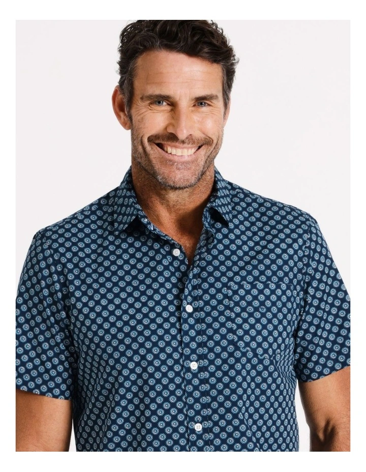 Jan Juc Short Sleeve Print Shirt in Navy