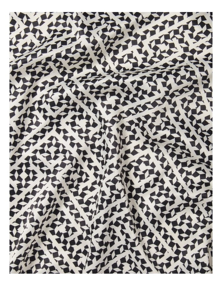 Gabbie Geo Satin Scarf in Black