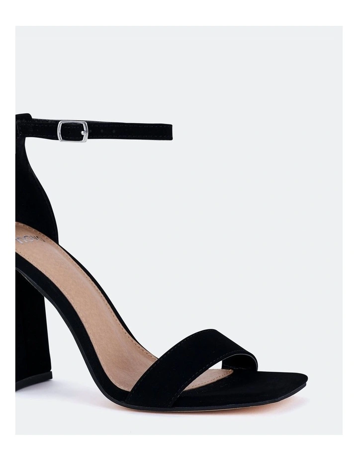 Lando Heels in Black