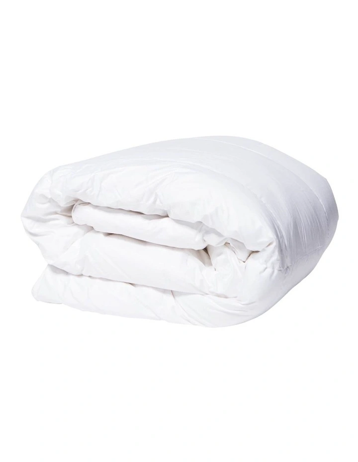 Herington Duck Quilt in White