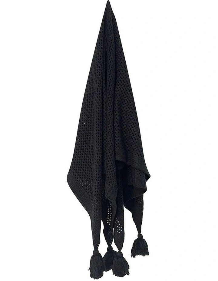 Barnes Chunky Knit Throw Blanket With Tassels 152x127cm in Black