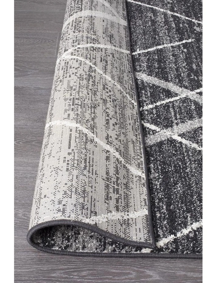 Oasis Noah Contemporary Rug in Charcoal