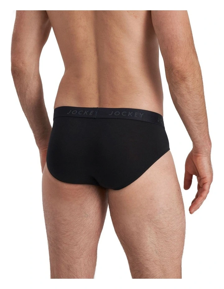 Active Fresh Brief in Black