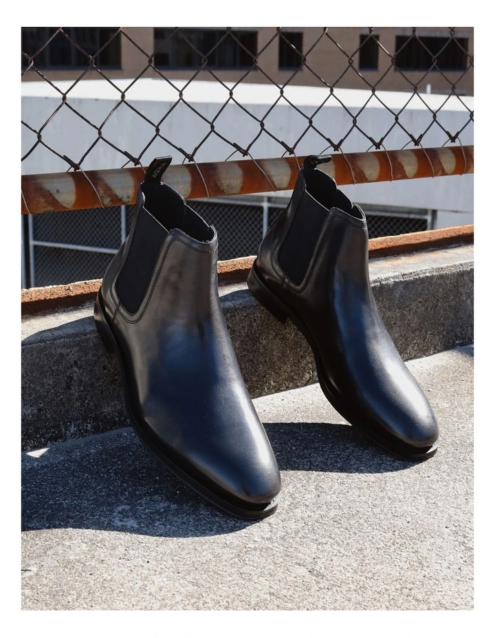 Lawrence Leather Chelsea Boots in Black
