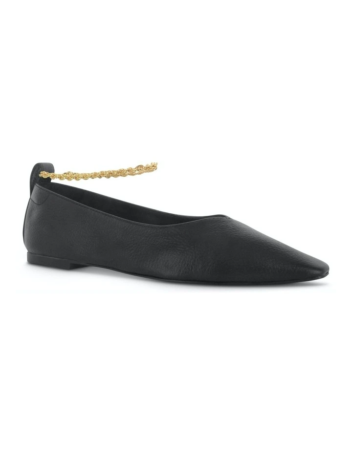 Aubree II Ballet Flats in Black