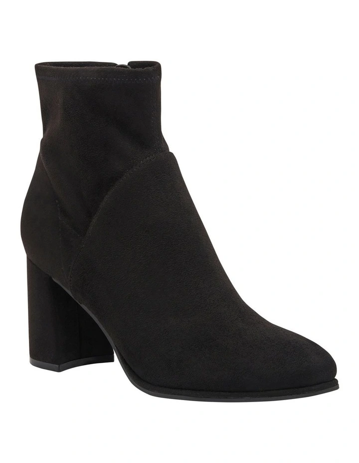 Drins Ankle Boot in Black