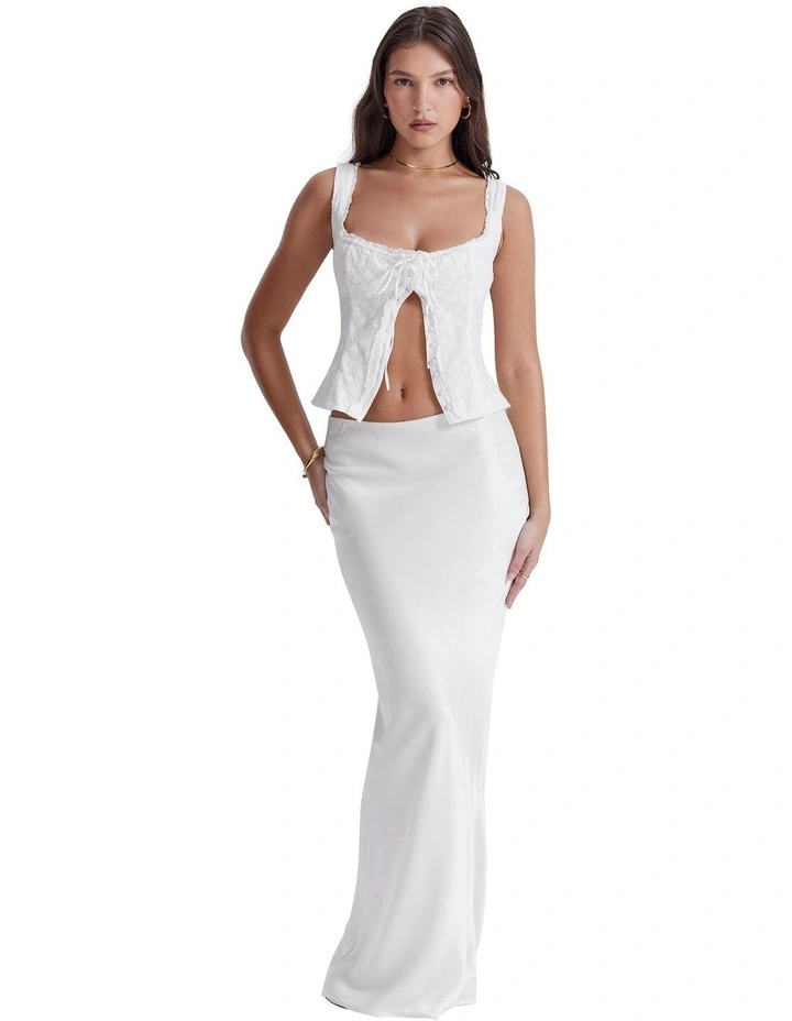 Juana Broderie Anglaise Top in Ivory