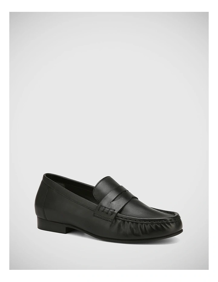 Cecile Leather Loafer in Black
