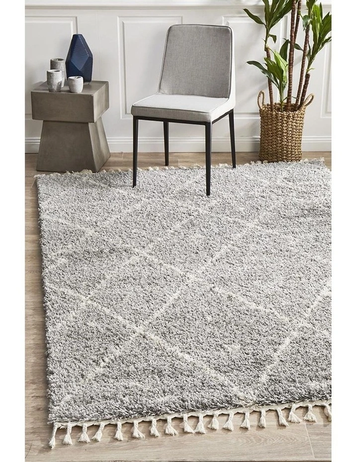 Saffron 44 Rug Silver