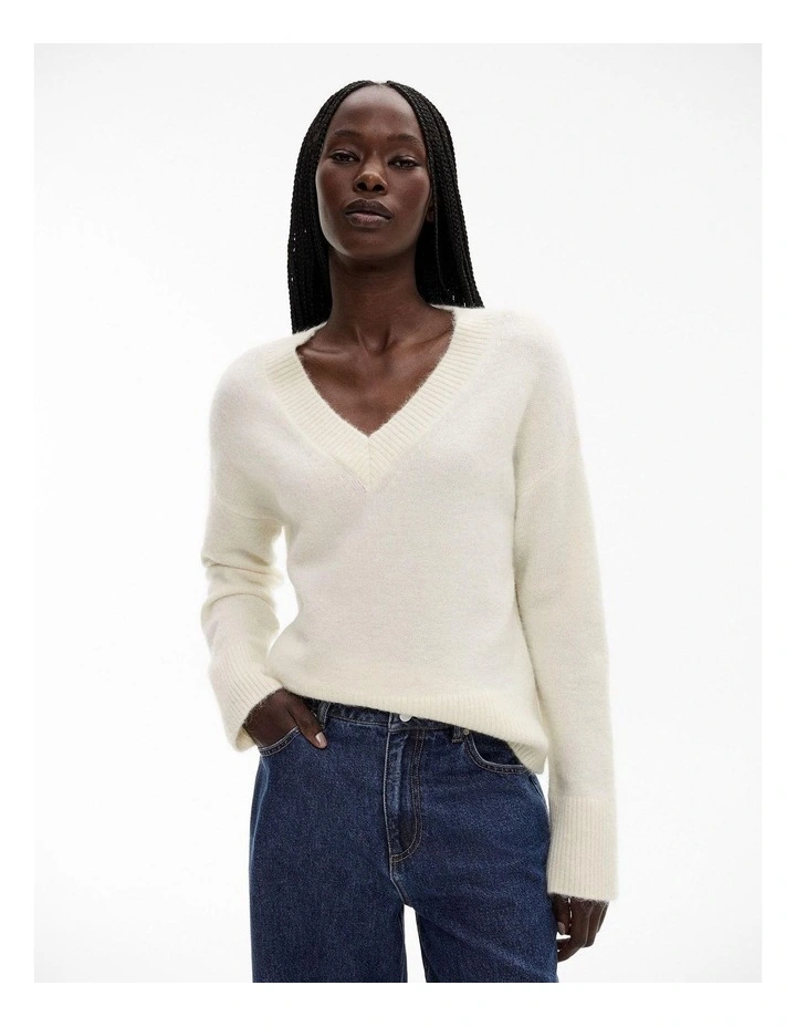 Tactile V Neck Knit in Cream