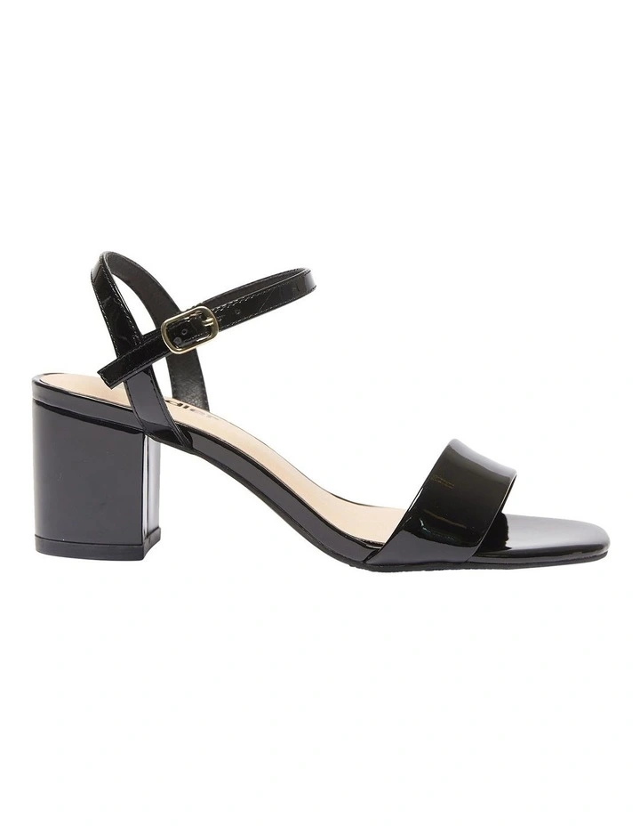 Heather Sandals In Black Patent Leather
