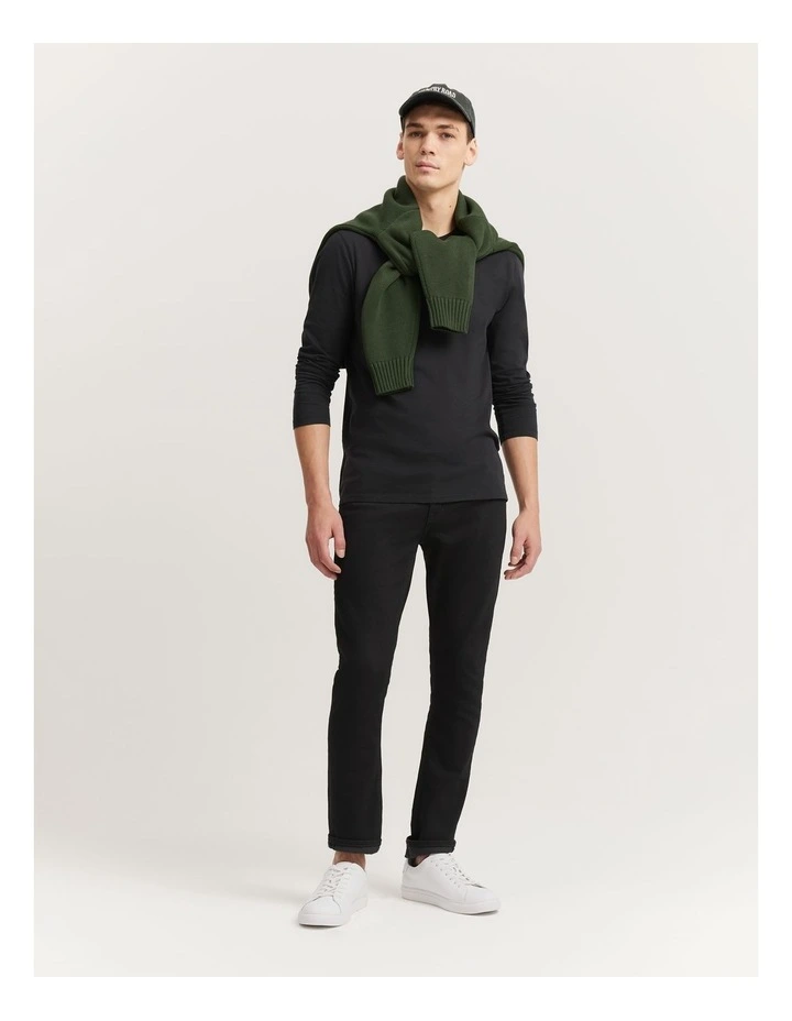 Slim Fit Jean in Black