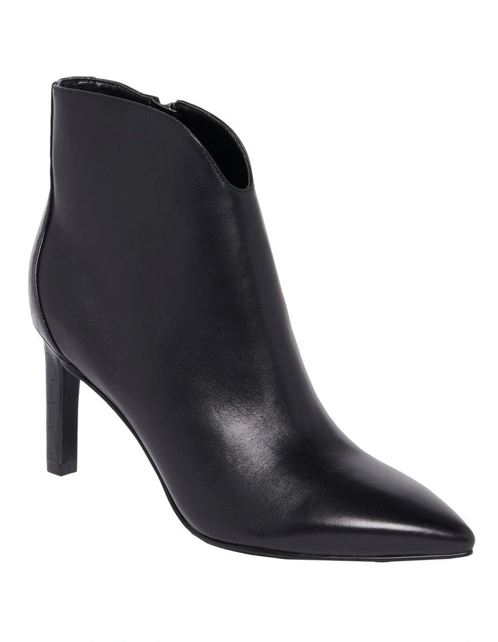 Mikale Black Boots