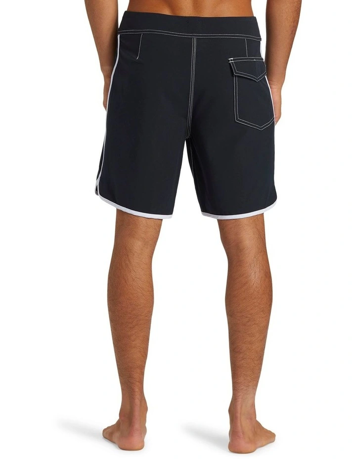 Original Scallop 18" Boardshorts in Black