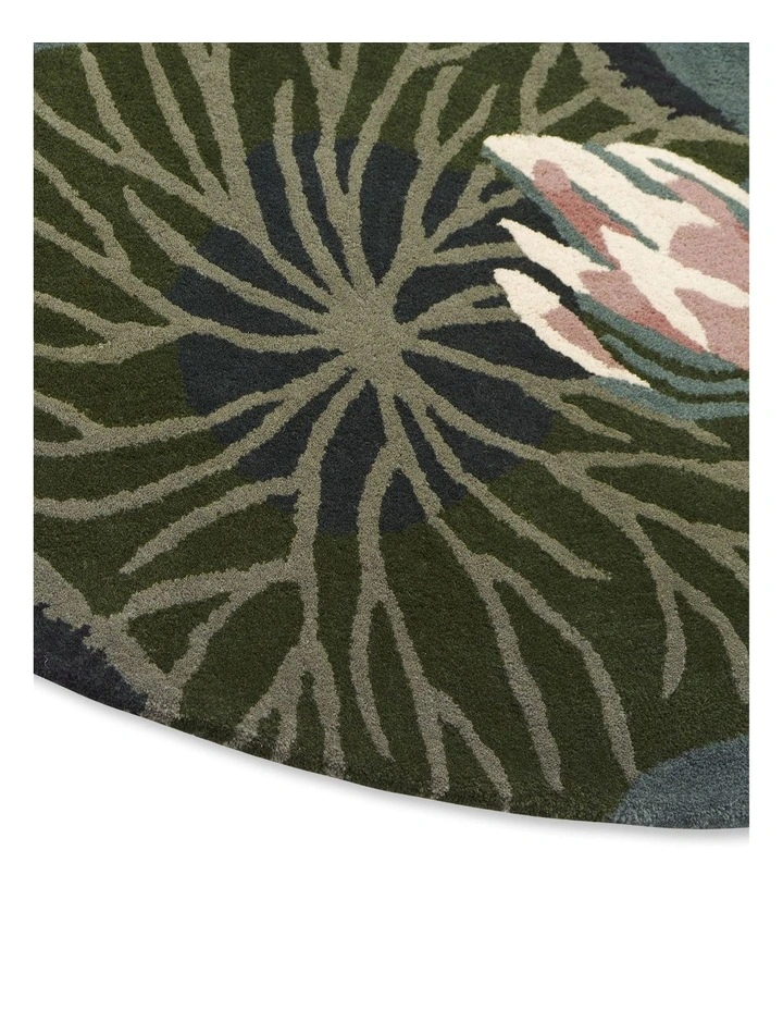 Waterlily Midnight Pond Rug 038608 in Green