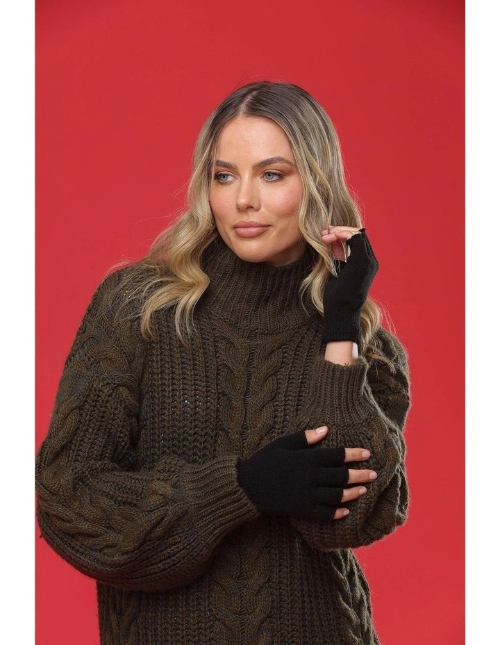 Jaylah Gloves in Black
