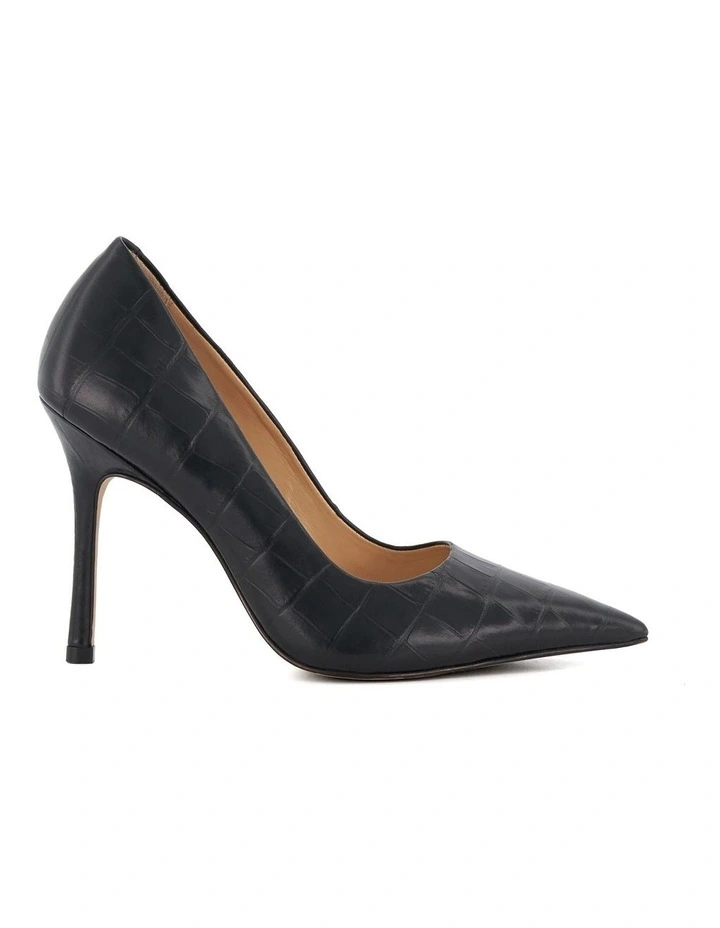 Bento Pump in Black