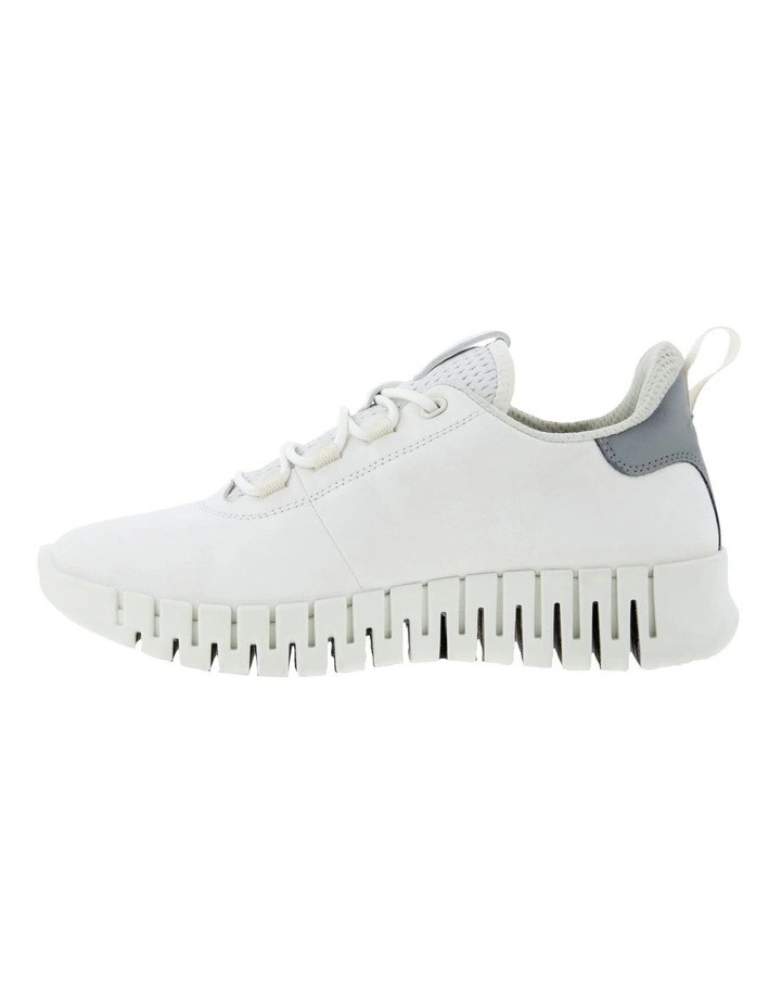 Gruuv Leather Sneaker in White