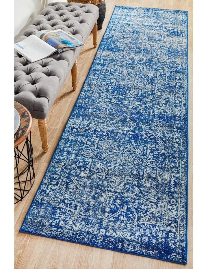 Evoke 253 Runner Rug in Navy