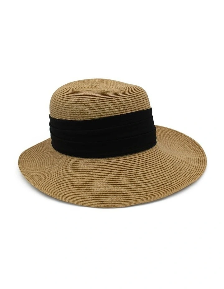 Ingrid Cap in Tan