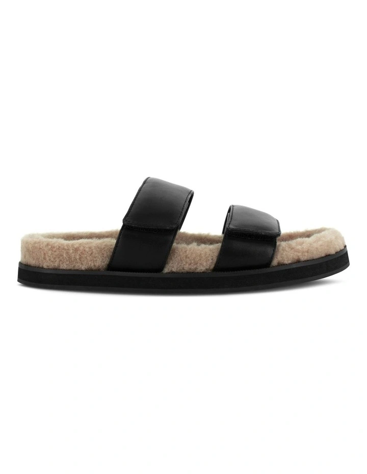 Theo Flat Sandals in Beige