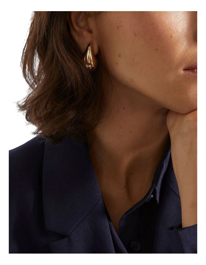 Drop Earring in Gold