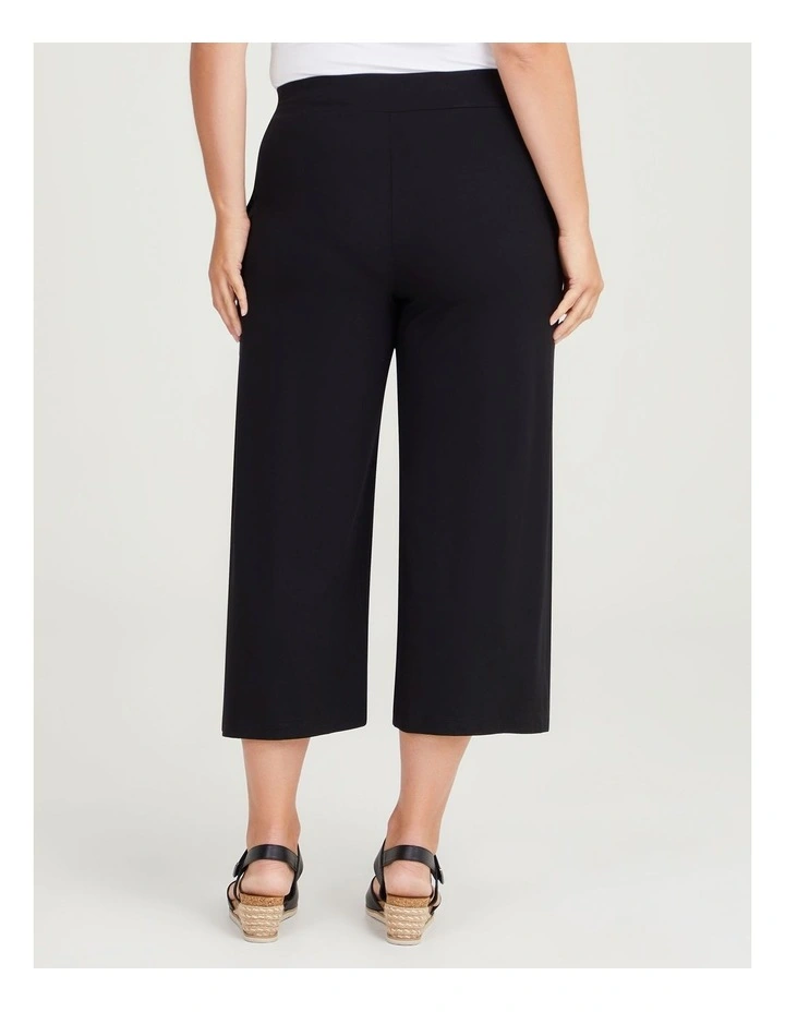 Natural Lena Crop Pant in Black